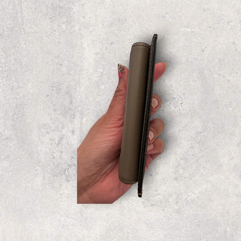 Fendi Roma Leather Card Holder Wallet Debossed Logo - Picture 5 of 6